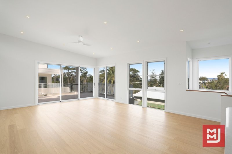 Photo - 30B Lawrence Hargrave Drive, Austinmer NSW 2515 - Image 3
