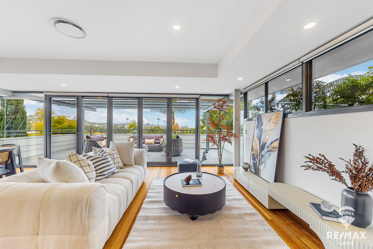 3-bedroom house at 30C Beacon Hill Road, Brookvale, NSW 2100, Northern Beaches, New South Wales