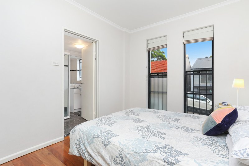 Photo - 3/1-17 Junior Street, Leichhardt NSW 2040 - Image 4