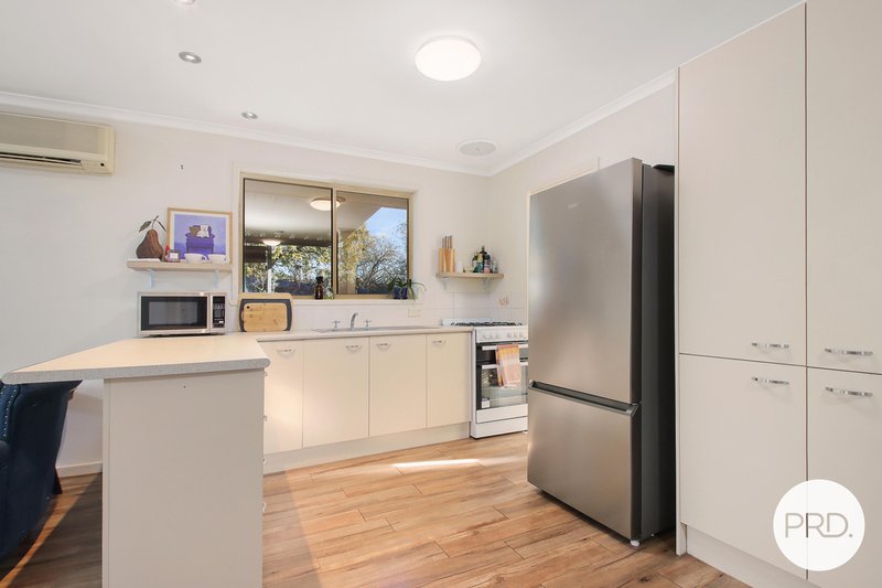 Photo - 3/1-2 Alison Court, Wodonga VIC 3690 - Image 4