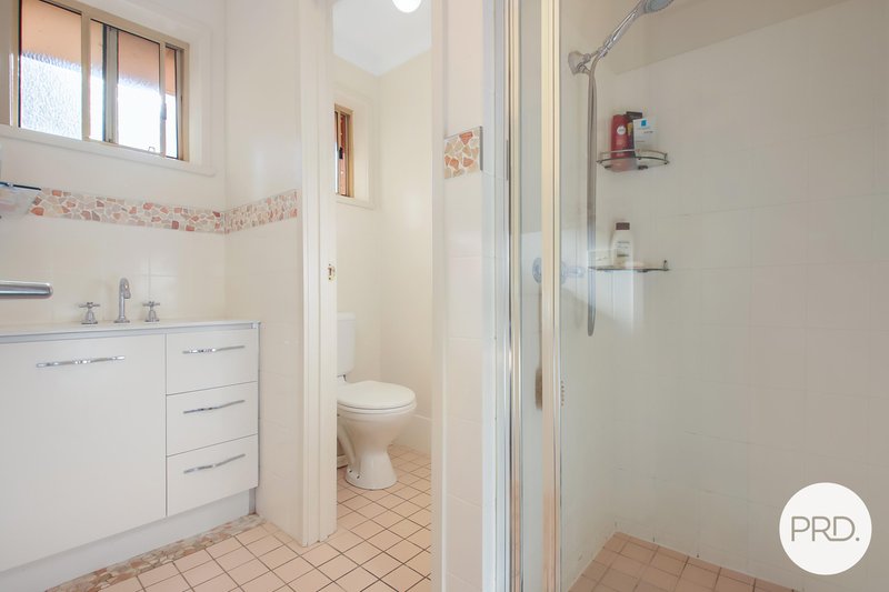 Photo - 3/1-2 Alison Court, Wodonga VIC 3690 - Image 11