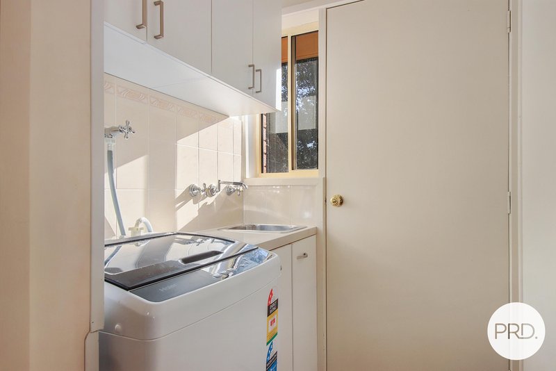 Photo - 3/1-2 Alison Court, Wodonga VIC 3690 - Image 13