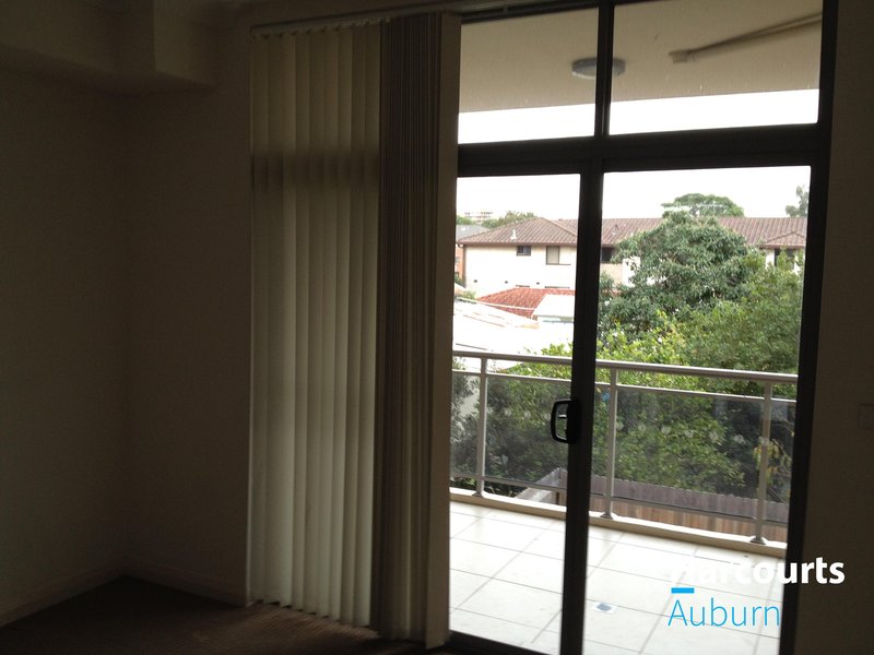 Photo - 3/1-3 Hall Street, Auburn NSW 2144 - Image 2