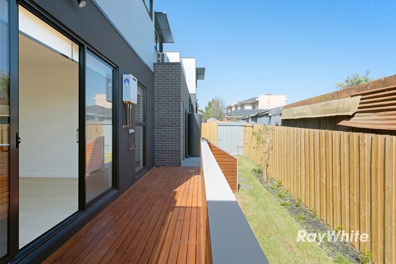 Photo - 3/1-3 Nicholson Avenue, Reservoir VIC 3073 - Image 6