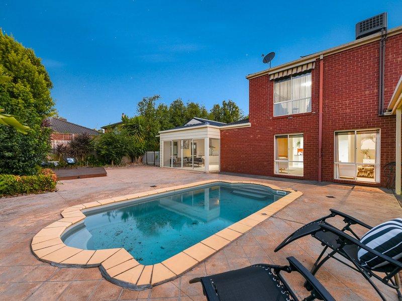 31-33 The Boulevard, Narre Warren South VIC 3805