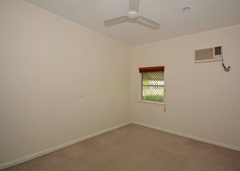 Photo - 31-33 Urangan Street, Torquay QLD 4655 - Image 15