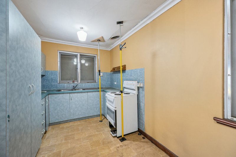 Photo - 31 & 35 Lacey Street, East Cannington WA 6107 - Image 15