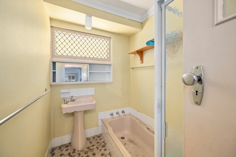 Photo - 31 & 35 Lacey Street, East Cannington WA 6107 - Image 18