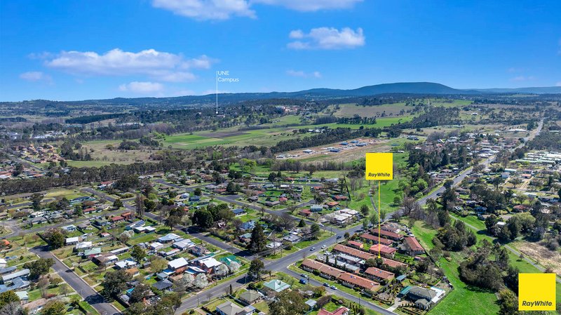 Photo - 31-35 Niagara Street, Armidale NSW 2350 - Image 10