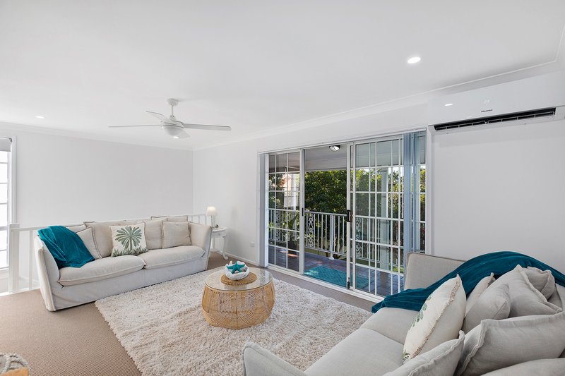 Photo - 3/1-5 Suncrest Parade, Gorokan NSW 2263 - Image 1