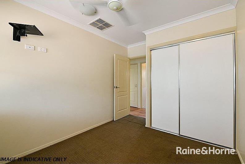 Photo - 3/1 Agnes Street, South Gladstone QLD 4680 - Image 8