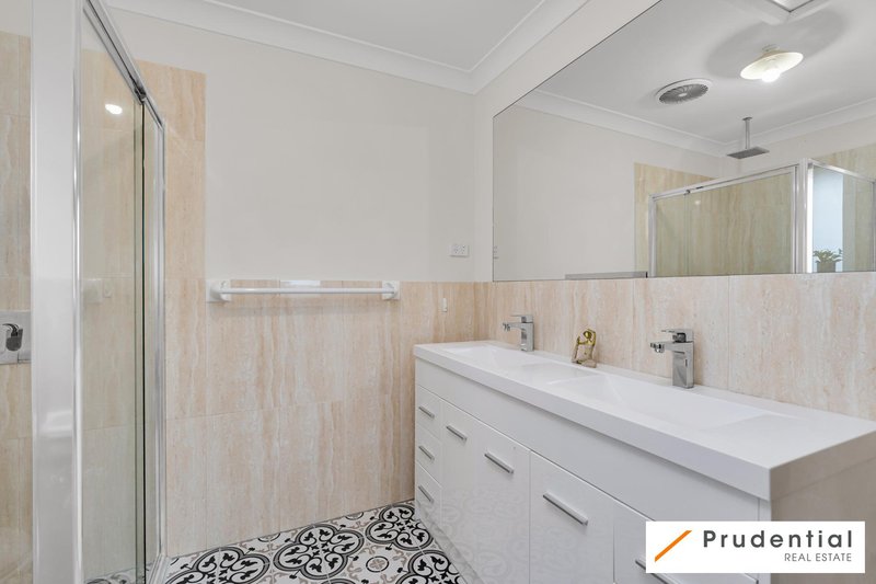 Photo - 31 Agostini Circuit, Oran Park NSW 2570 - Image 17