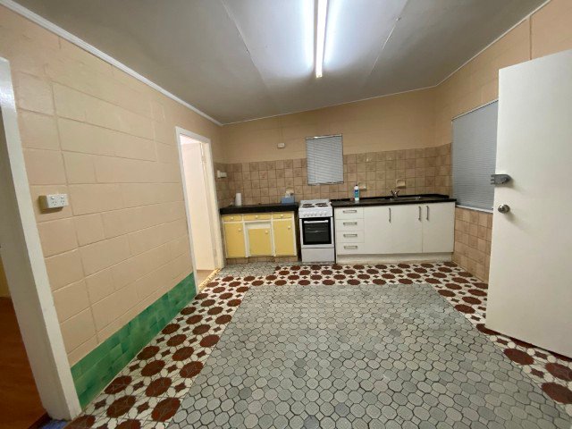 Photo - 31 Albert Street, Goodna QLD 4300 - Image 8