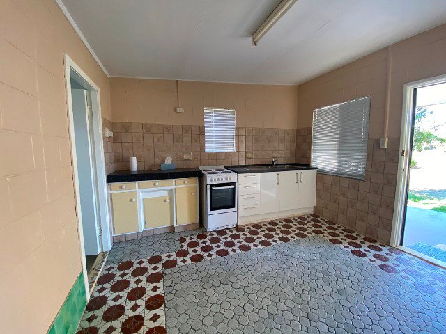 Photo - 31 Albert Street, Goodna QLD 4300 - Image 21