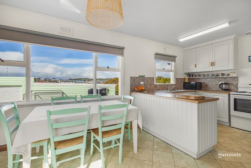 Photo - 31 Amherst Street, West Ulverstone TAS 7315 - Image 3