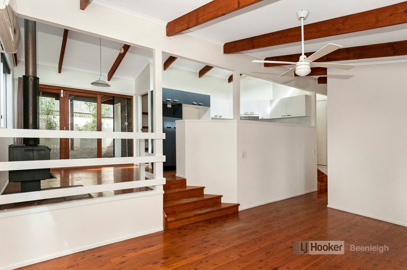 Photo - 31 Amy Drive, Beenleigh QLD 4207 - Image 7