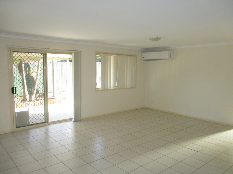 Photo - 31 Antigua Crescent, Deception Bay QLD 4508 - Image 4