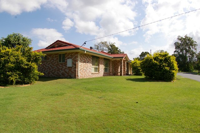 Photo - 31 Antigua Crescent, Deception Bay QLD 4508 - Image 10