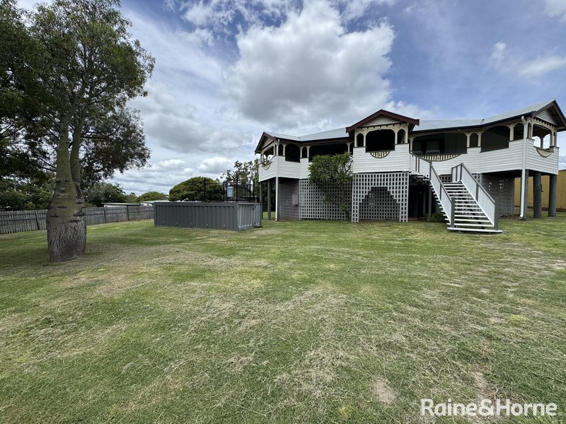 Photo - 31 Appin Street, Nanango QLD 4615 - Image 2