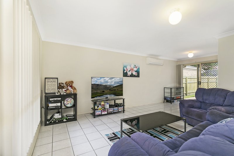 Photo - 31 Appleyard Crescent, Coopers Plains QLD 4108 - Image 8