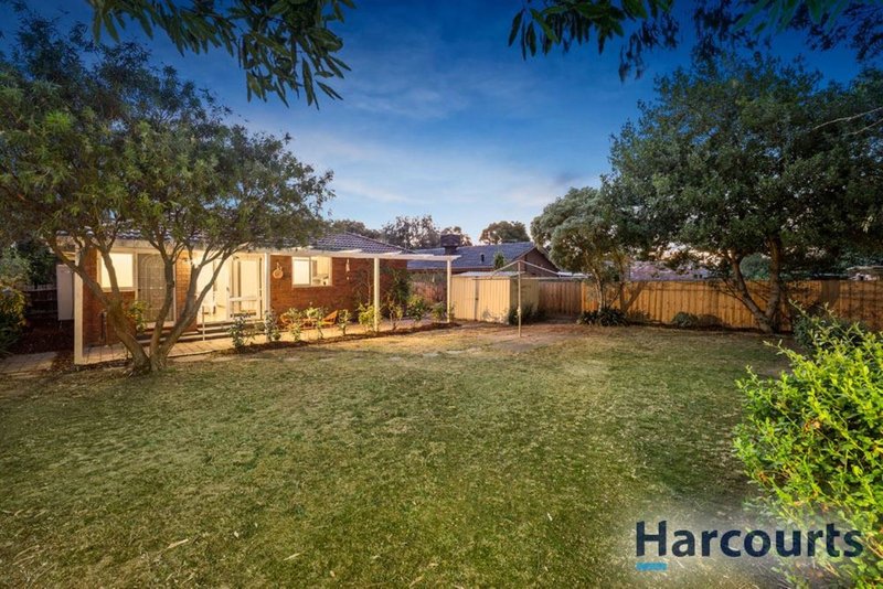 Photo - 31 Argyle Way, Wantirna South VIC 3152 - Image 6