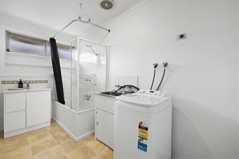 Photo - 3/1 Ashleigh Avenue, Frankston VIC 3199 - Image 10