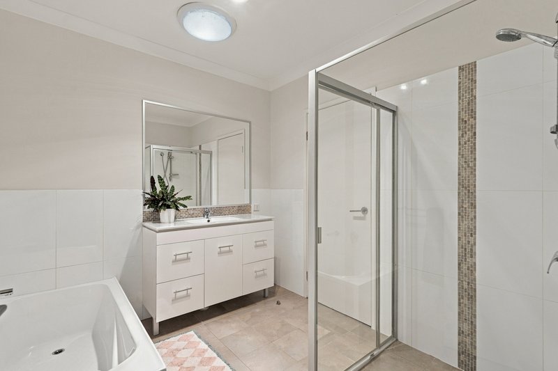 Photo - 3/1 Aspect Place, Pacific Pines QLD 4211 - Image 7
