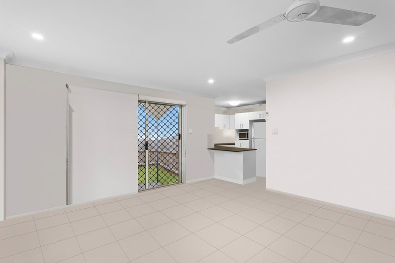 Photo - 31 Atlantic Drive, Loganholme QLD 4129 - Image 11