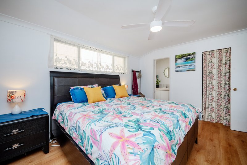 Photo - 31 Avondale Court, Mindarie WA 6030 - Image 6
