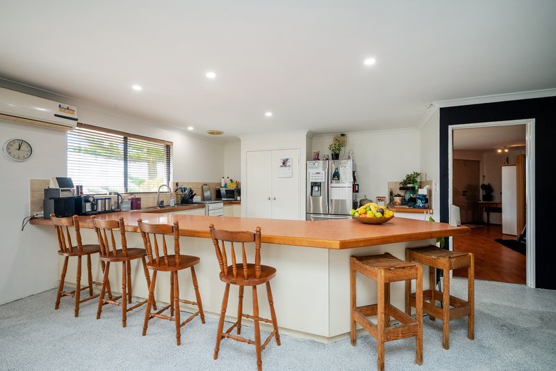Photo - 31 Avondale Court, Mindarie WA 6030 - Image 12
