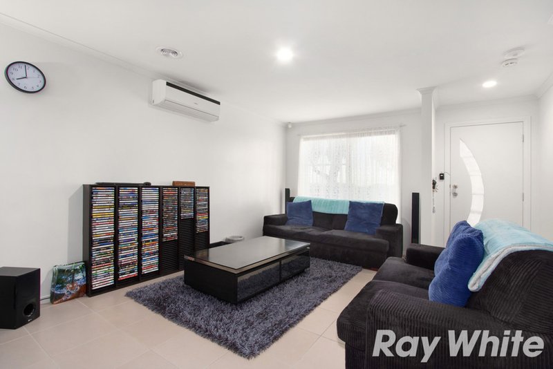 Photo - 31 Ayesha Rise, Pakenham VIC 3810 - Image 3