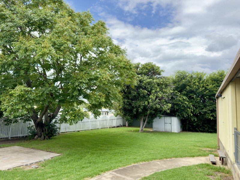 Photo - 31 Baguley Street, Warwick QLD 4370 - Image 15