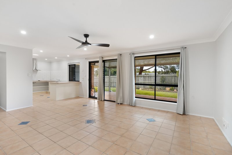 Photo - 31 Banyan Street, Narangba QLD 4504 - Image 4