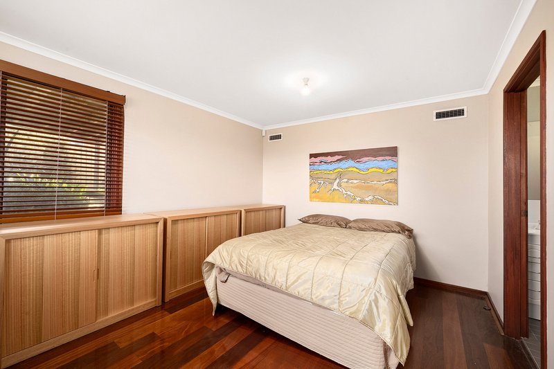 Photo - 31 Baracchi Crescent, Giralang ACT 2617 - Image 15