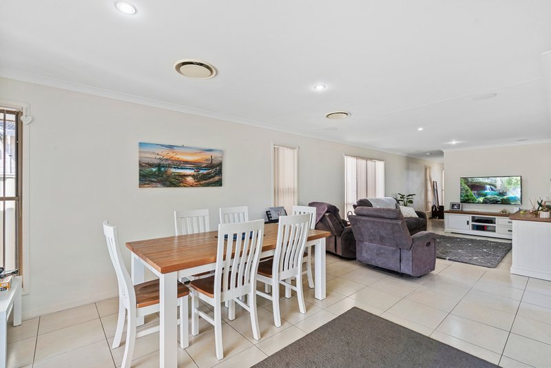 Photo - 31 Barnham Street, Wynnum QLD 4178 - Image 5