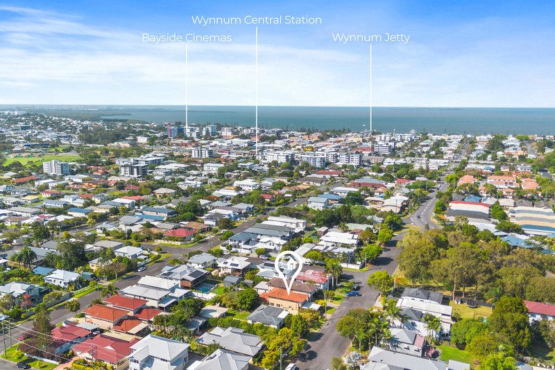 Photo - 31 Barnham Street, Wynnum QLD 4178 - Image 18