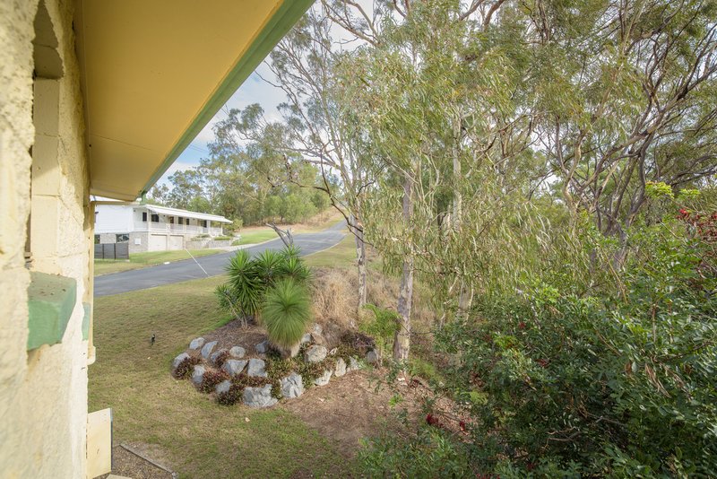 Photo - 31 Barramundi Street, Toolooa QLD 4680 - Image 18