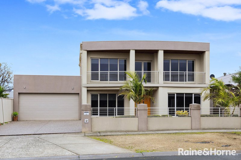 31 Barwon Street, Taylors Hill VIC 3037