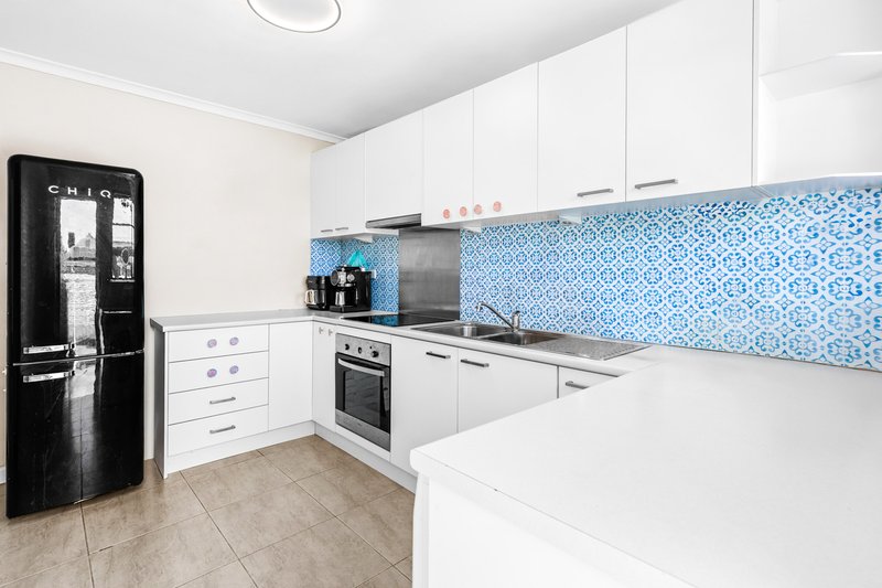 Photo - 3/1 Beasley Avenue, Werribee VIC 3030 - Image 2