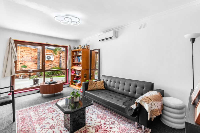 Photo - 3/1 Beasley Avenue, Werribee VIC 3030 - Image 4