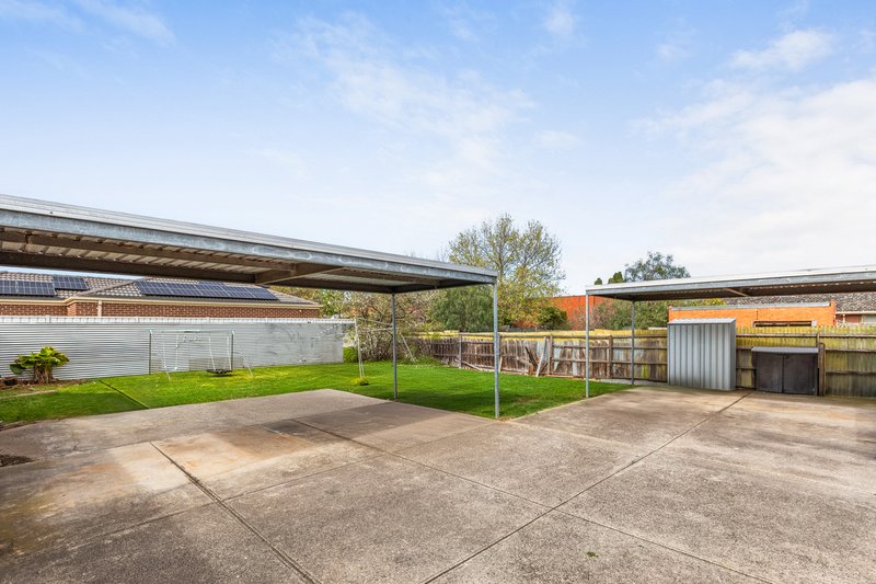 Photo - 3/1 Beasley Avenue, Werribee VIC 3030 - Image 9