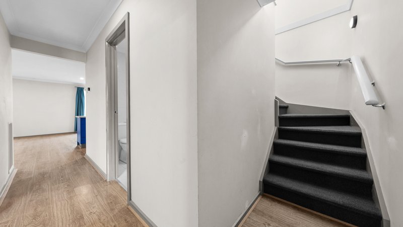 Photo - 31 Bendoc Street, Wollert VIC 3750 - Image 7