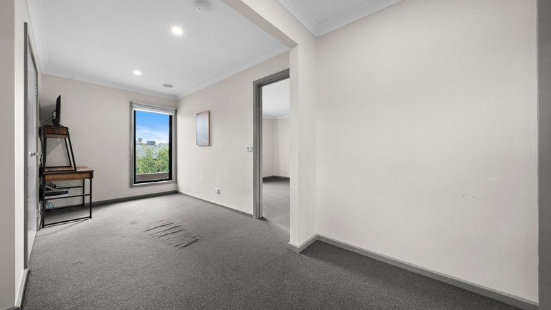 Photo - 31 Bendoc Street, Wollert VIC 3750 - Image 8