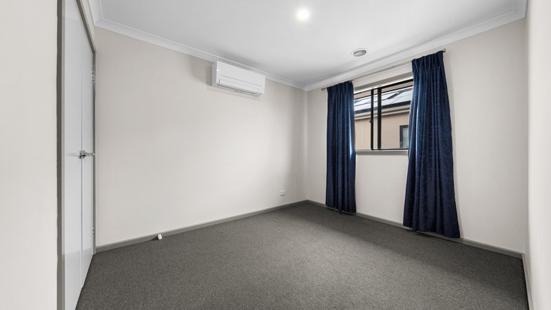 Photo - 31 Bendoc Street, Wollert VIC 3750 - Image 10