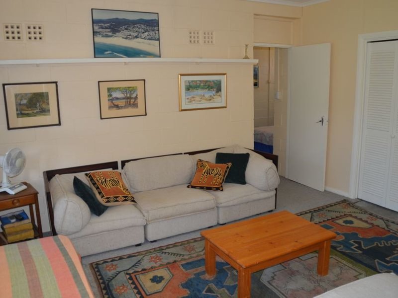 Photo - 31 Bent Street, Fingal Bay NSW 2315 - Image 2