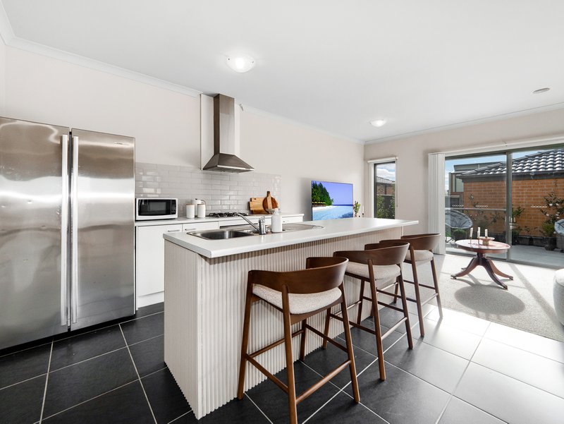 Photo - 31 Berrybank Terrace, Botanic Ridge VIC 3977 - Image 5
