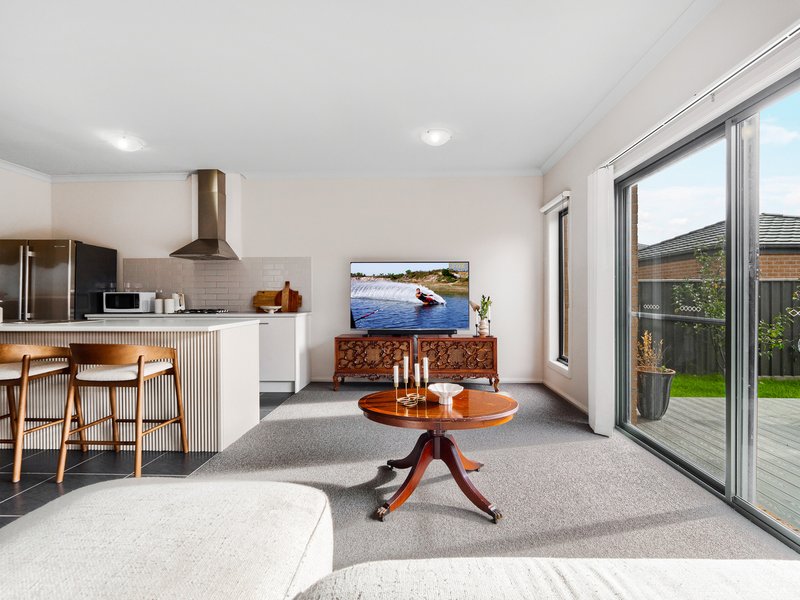 Photo - 31 Berrybank Terrace, Botanic Ridge VIC 3977 - Image 13