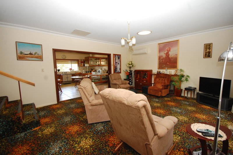 Photo - 31 Blumer Avenue, Griffith NSW 2680 - Image 6