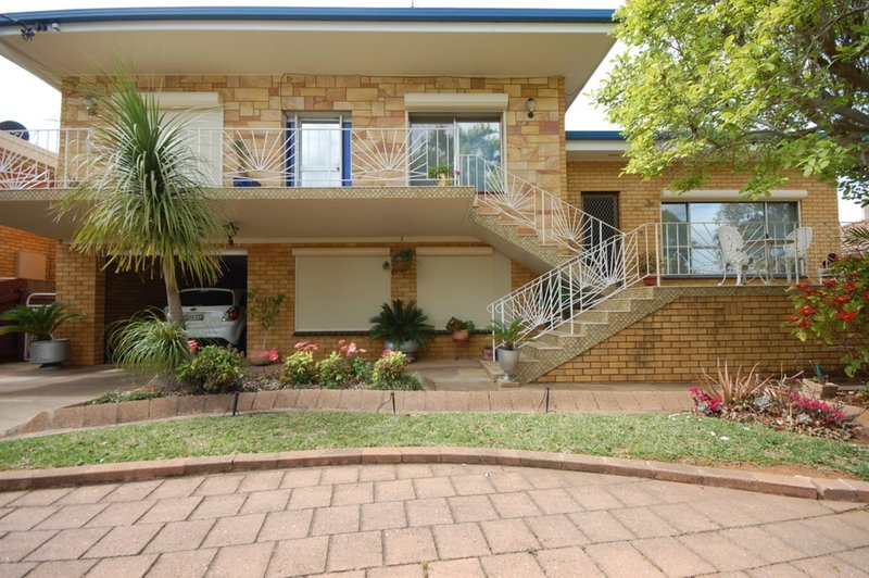 Photo - 31 Blumer Avenue, Griffith NSW 2680 - Image 9