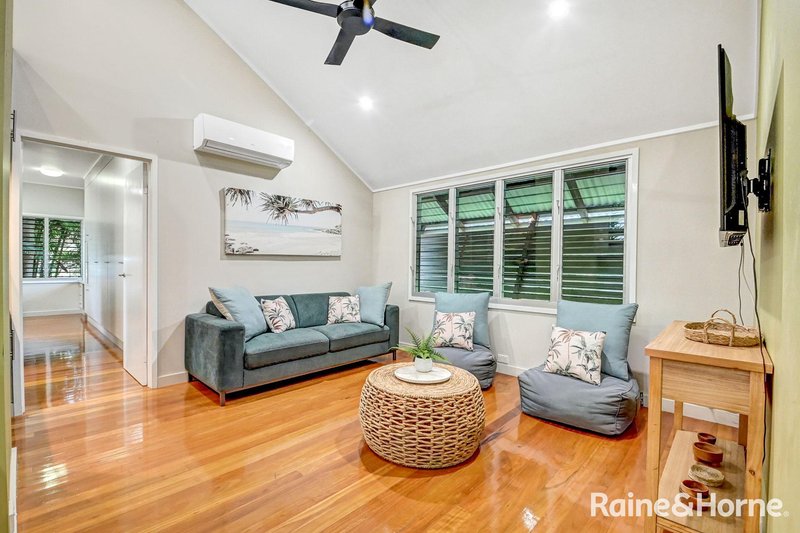 Photo - 31 Bottiger Street, Nelly Bay QLD 4819 - Image 4